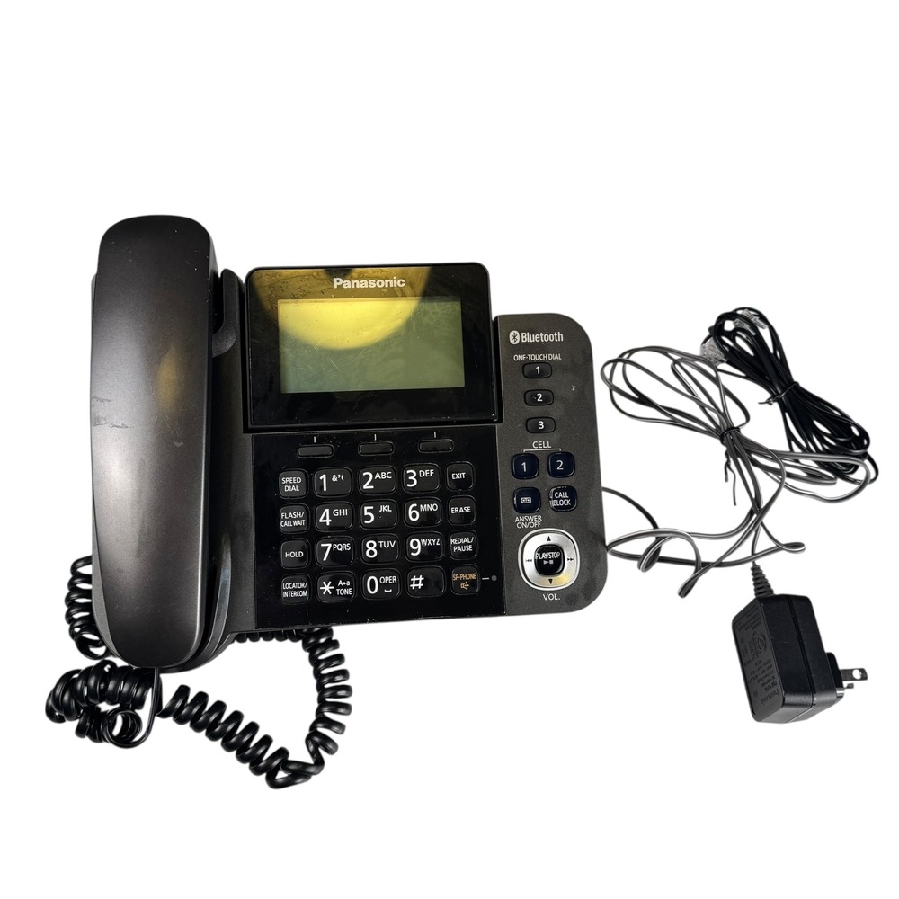 Panasonic KX-TGE380M  Cordless Phone System Digital Answering‎ System G72Q